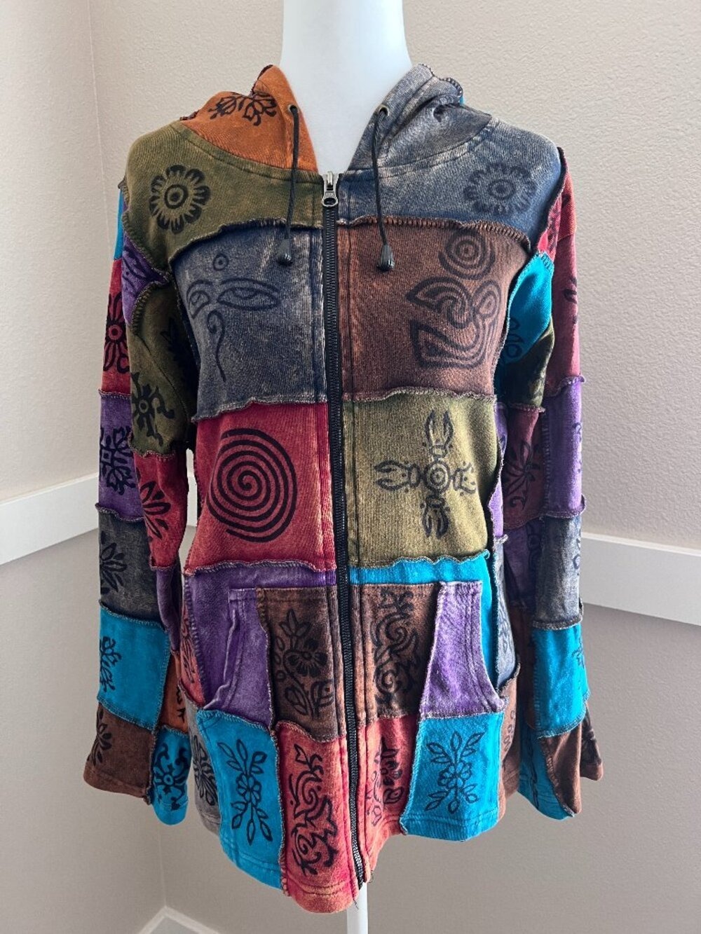 Rising International Boho Patchwork Full-Zip Hoodie Jacket Nepal- Size Med - Picture 1 of 7